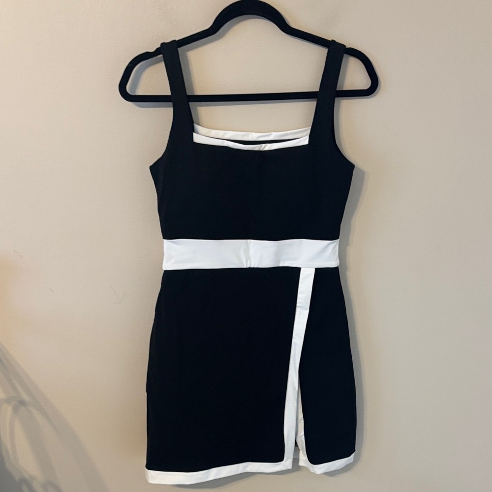 NWT Gold Hinge Square Ned Line Active (Tennis) Dress